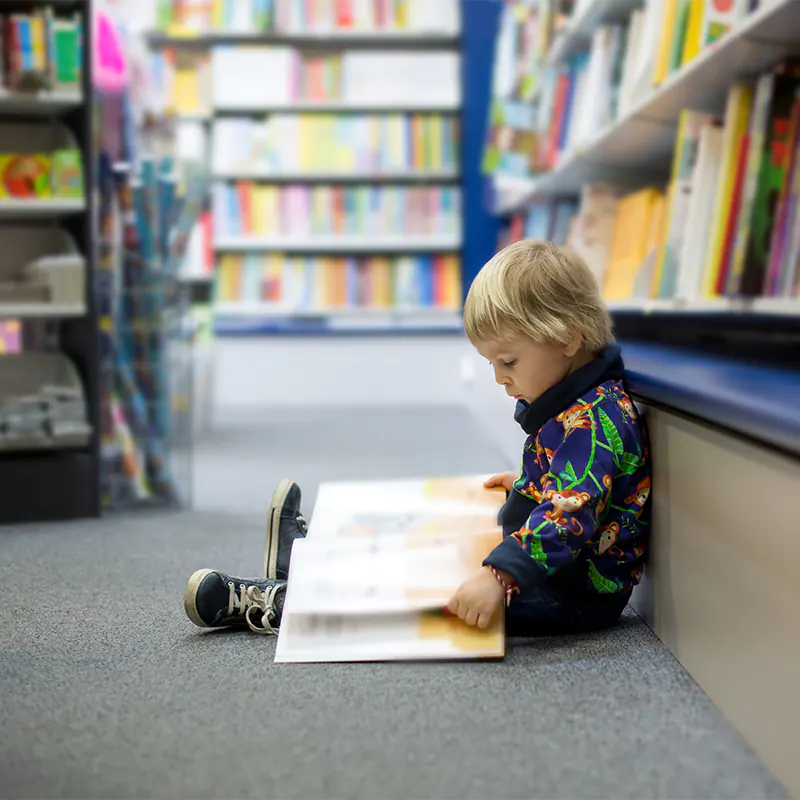 scuola-infanzia-ponti-sezione-primavera-attivita-biblioteca-cornaredo scuola-infanzia-ponti-sezione-primavera-attivita-biblioteca-cornaredo
