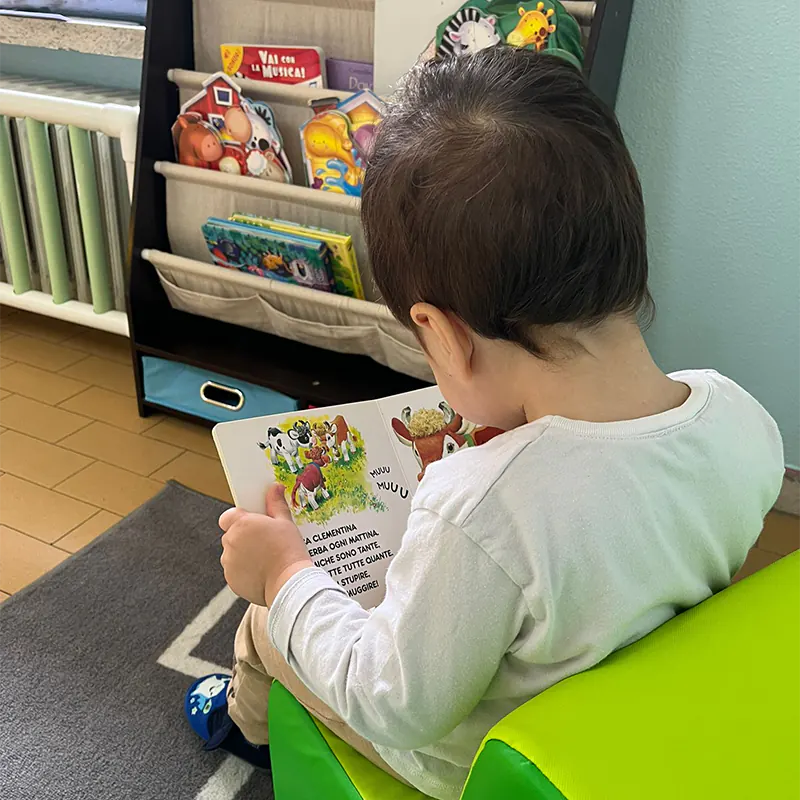 scuola-infanzia-ponti-sezione-primavera-attivita-biblioteca-scuola scuola-infanzia-ponti-sezione-primavera-attivita-biblioteca-scuola
